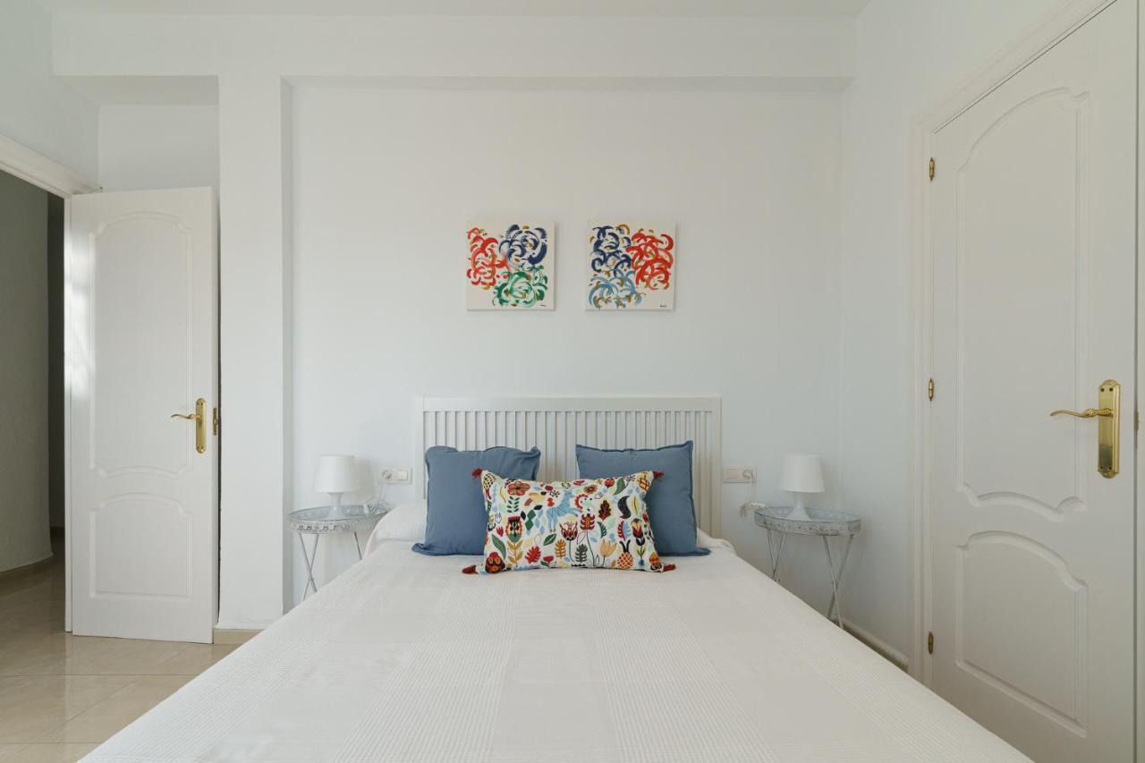 Maisuit Apartment Malaga City Center Exteriör bild